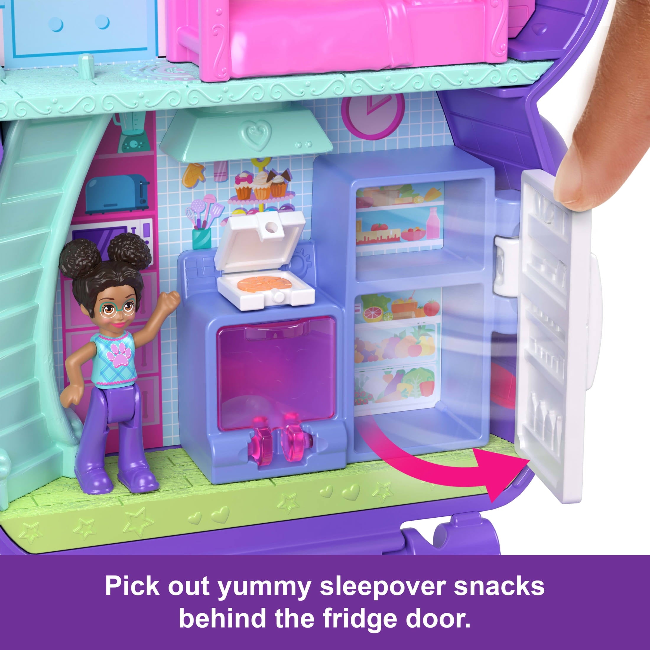 Polly Pocket Sleepover Puppy Compact Playset with 1 Micro Doll, Pet Dogs, Food & Styling Accessories